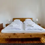 Vaj Bisztro Es Vendeghaz Daire Palkonya