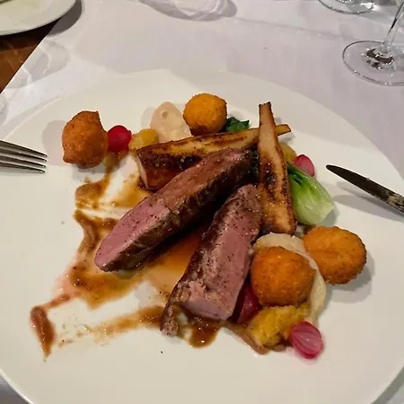 Vaj Bisztro Es Vendeghaz Lägenhet