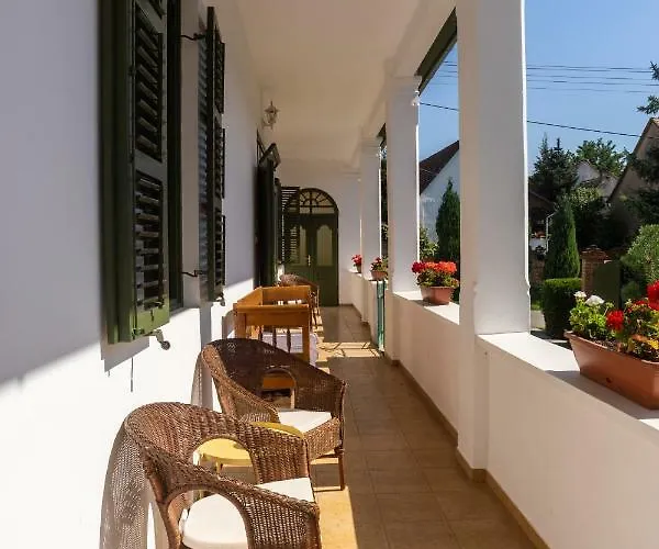 Apartamento Vaj Bisztró és Palkonya